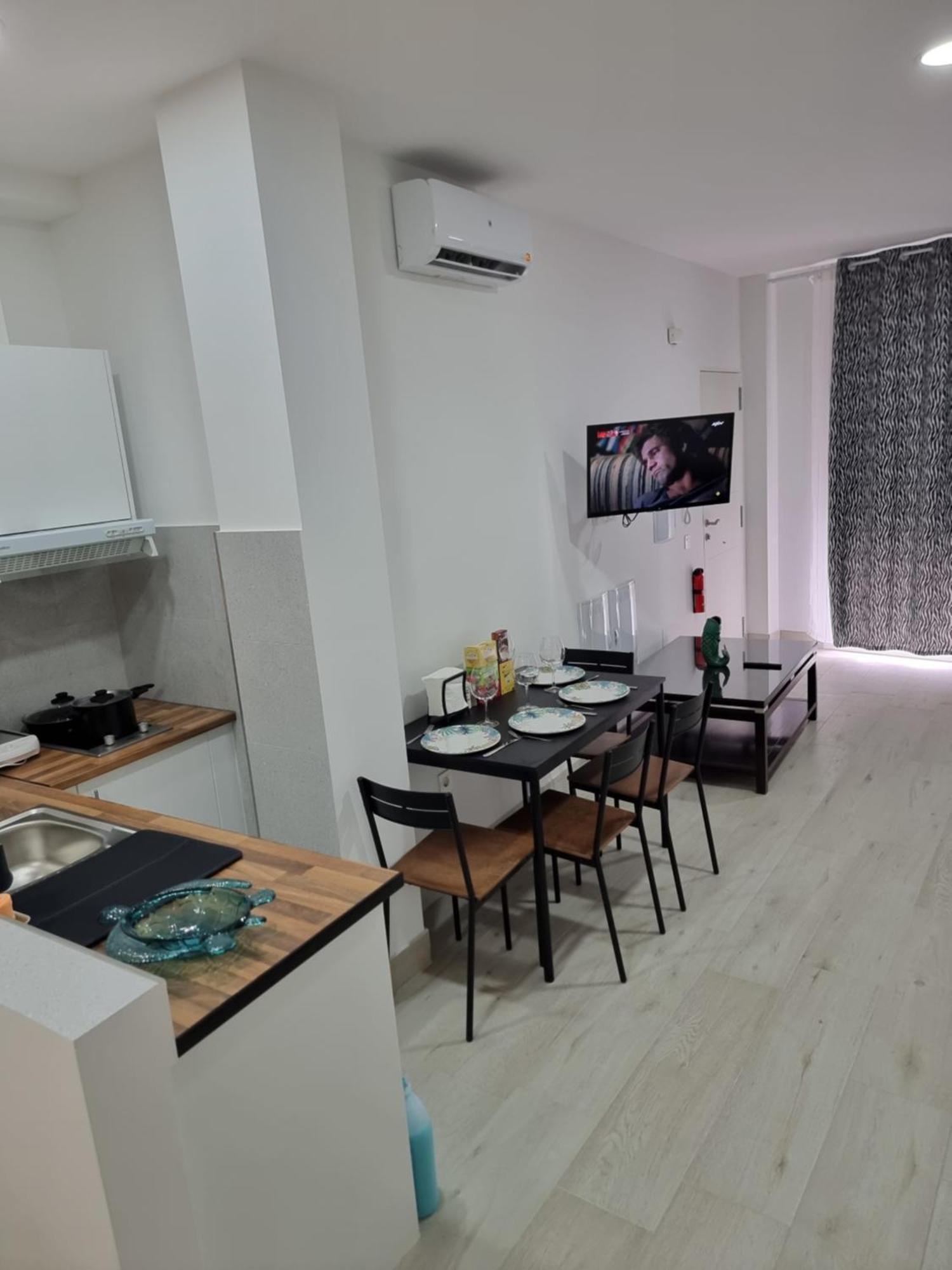 Apartamentos Zanca City Center Free Luggage Storage Malaga Exterior photo