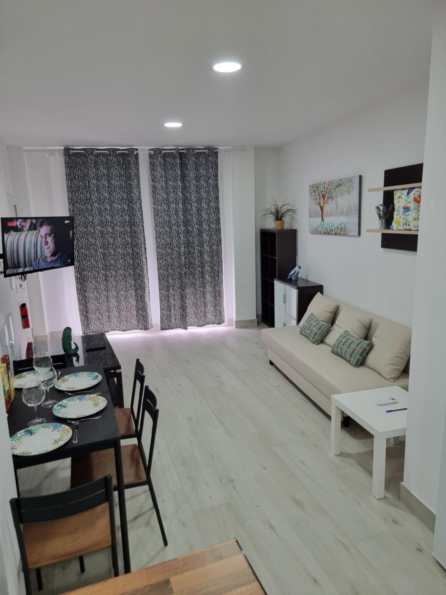 Apartamentos Zanca City Center Free Luggage Storage Malaga Exterior photo