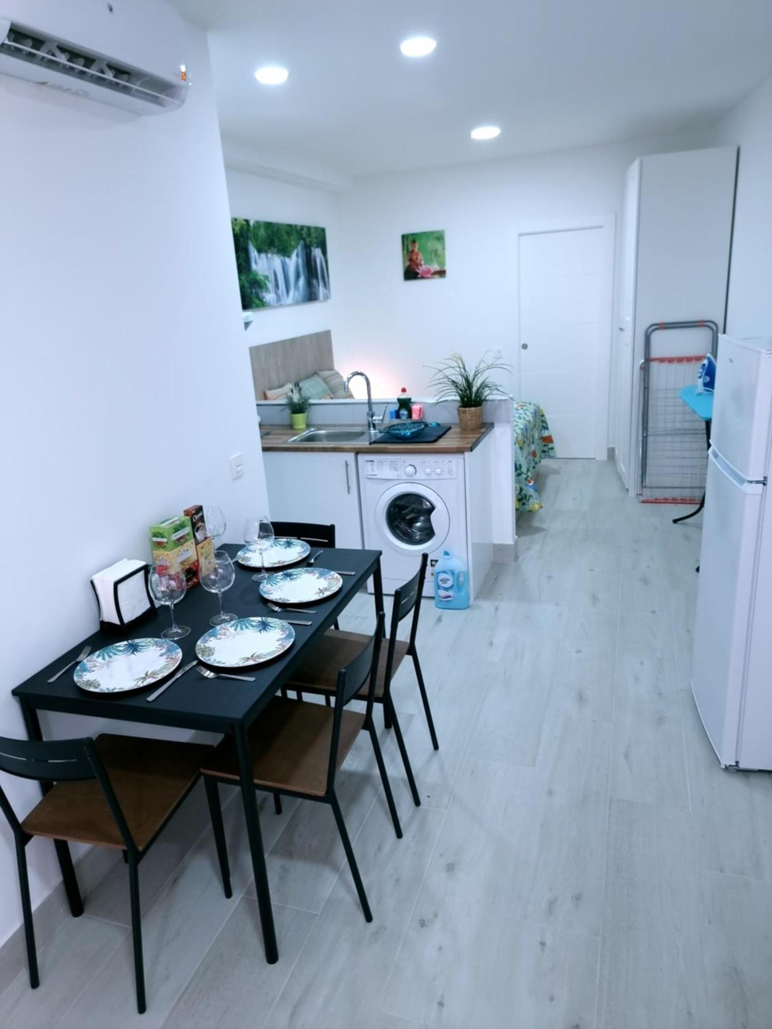 Apartamentos Zanca City Center Free Luggage Storage Malaga Exterior photo